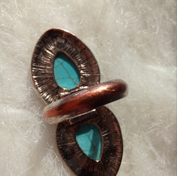 Ring - Picture 8 of 9